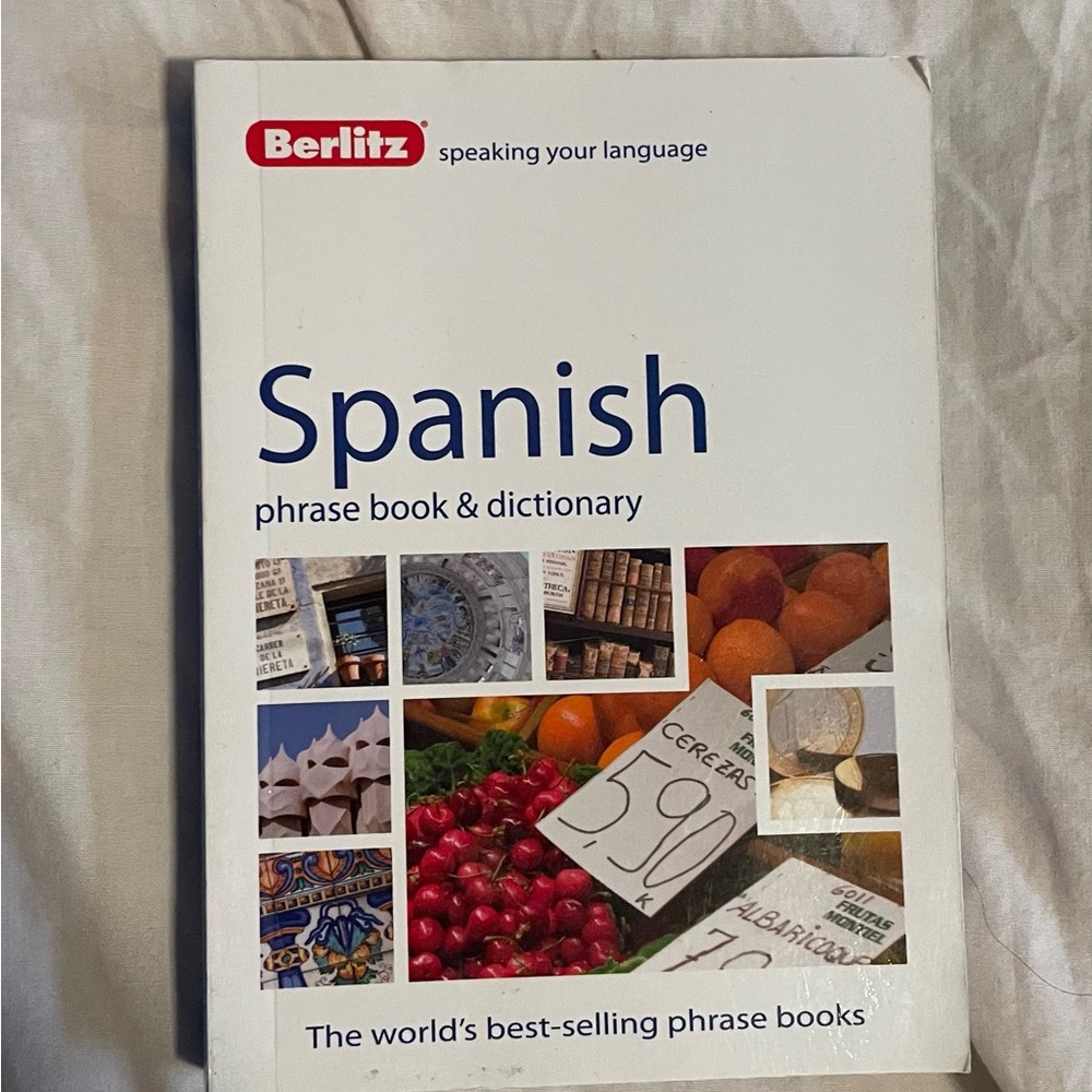 Spanish Phrase Book & Dictionary